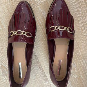 Tahari Langley Burgundy Loafer, Women's Size 8M